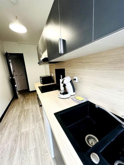 Le Moderne Charleville-Mezieres Exterior foto